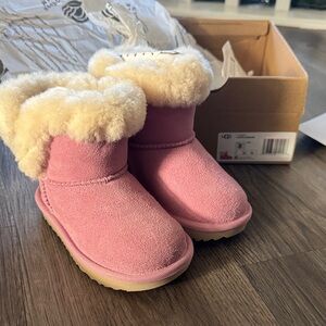 NWT Toddler UGG Blush Pink Saniyah Boots